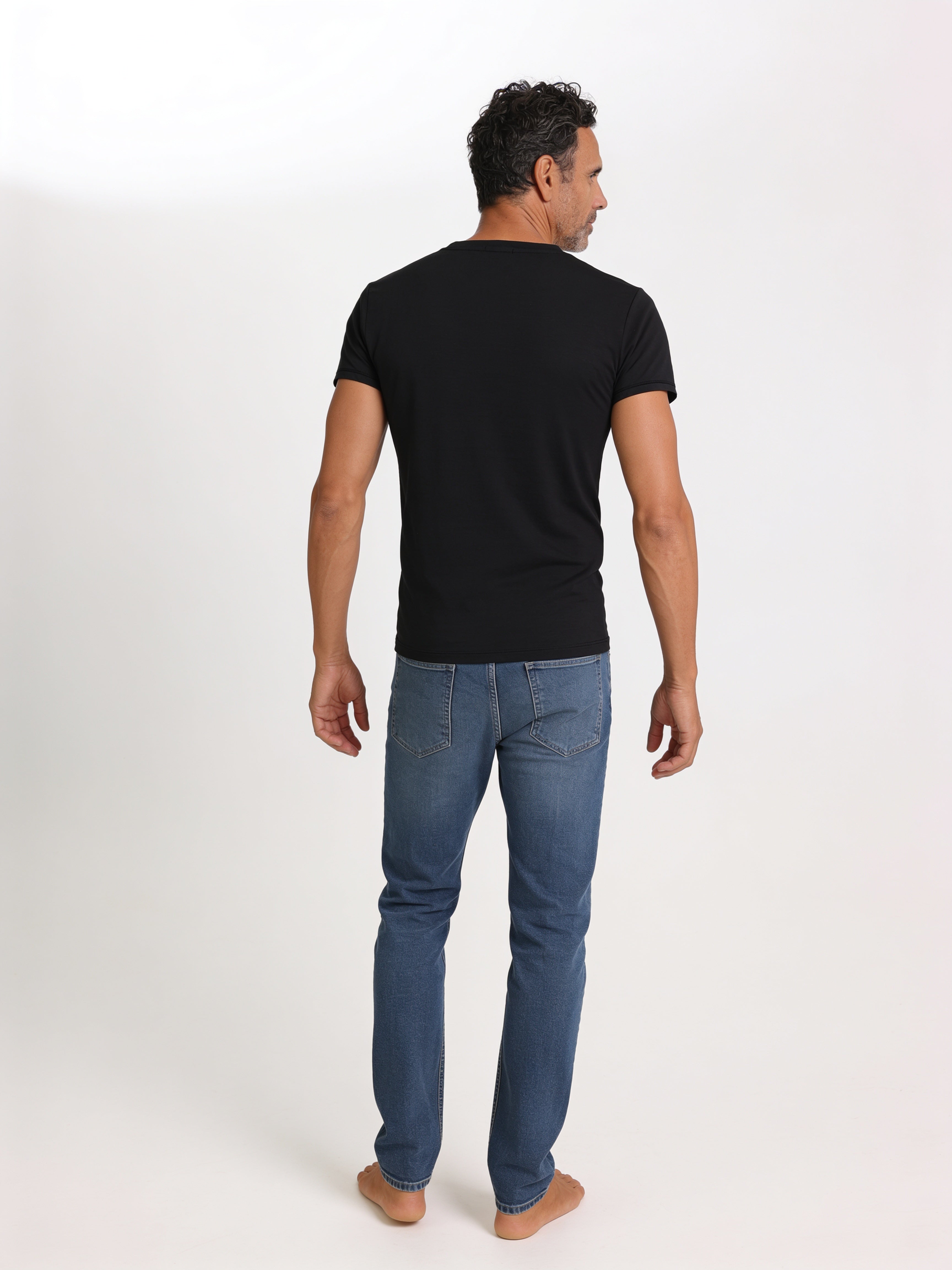 Men's Bamboo Crew Neck T-Shirt Handcrafted in Italy — Black