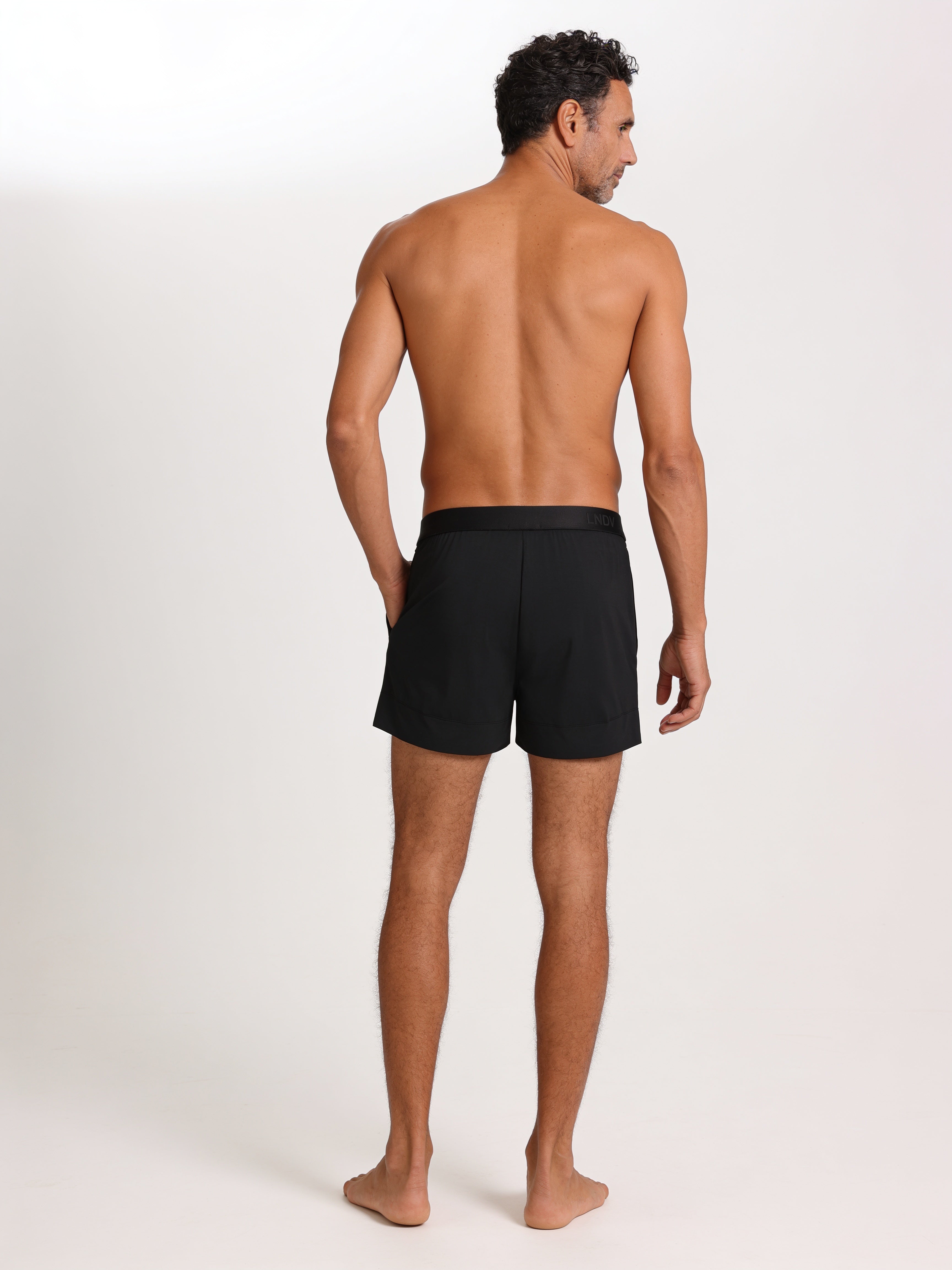 Short Pants Uomo in Bambù Fatti a Mano in Italia — Nero