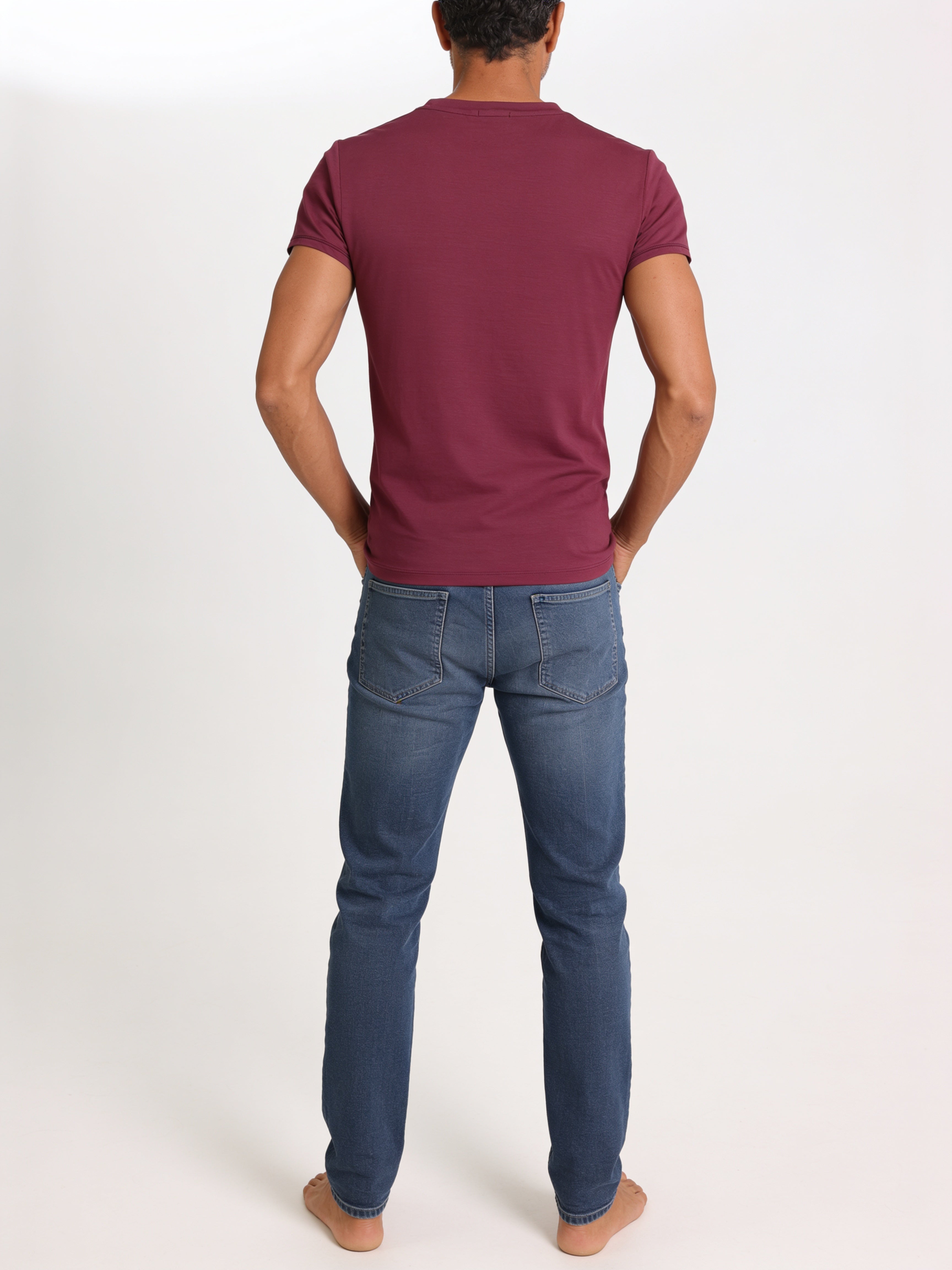 Men's Bamboo Crew Neck T-Shirt Handcrafted in Italy — Burgundy